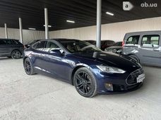 Продаж вживаних Tesla Model S 2013 року - купити на Автобазарі