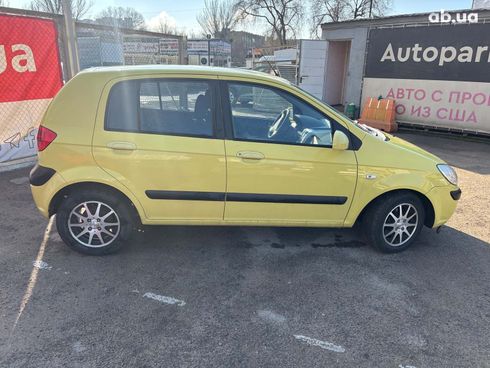 Hyundai Getz 2006 желтый - фото 6