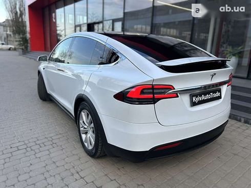 Tesla Model X 2017 - фото 15