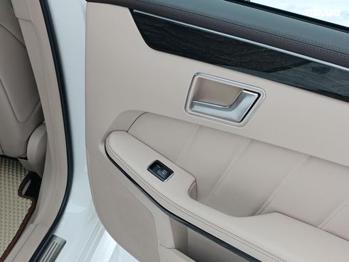 Mercedes-Benz E-Класс 2014 белый - фото 42