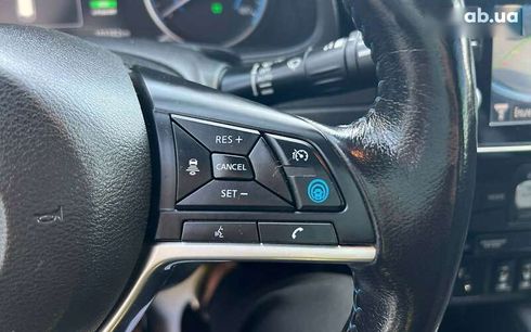 Nissan Leaf 2018 - фото 12