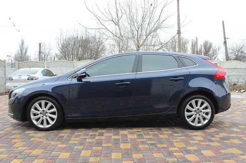 Volvo V40 2015 - фото 11
