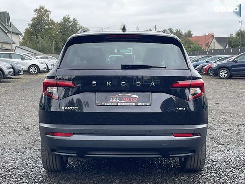 Skoda Karoq 2021 - фото 7