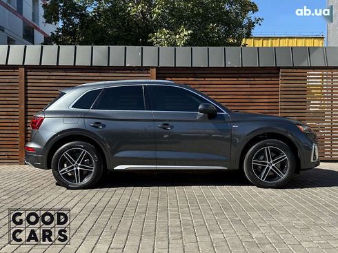 Audi Q5 2020 - фото 8