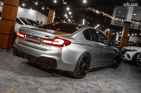 BMW M5 2018 - фото 27