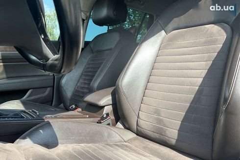 Volkswagen Passat 2015 - фото 9