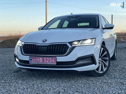 Skoda Octavia 2021 - фото 3