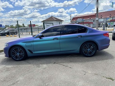 BMW 5 серия 2018 - фото 11