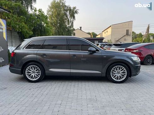 Audi Q7 2018 - фото 12