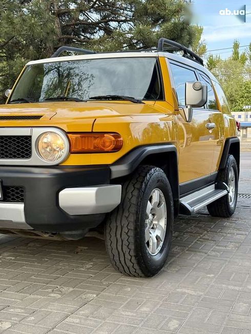 Toyota FJ Cruiser 2007 - фото 6
