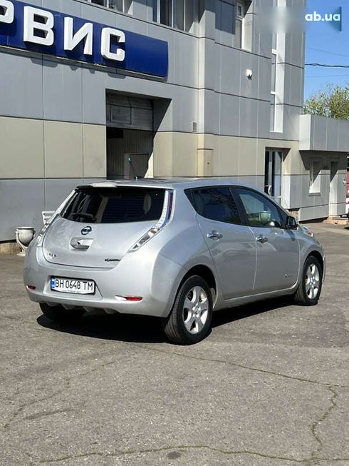 Nissan Leaf 2014 - фото 8