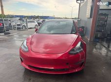 Продаж вживаних Tesla - купити на Автобазарі
