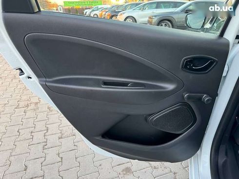 Renault Zoe 2020 - фото 19