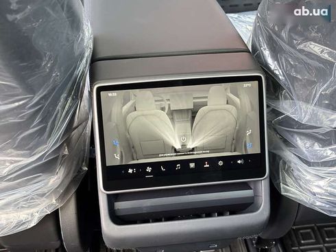 Tesla Model 3 2024 - фото 19