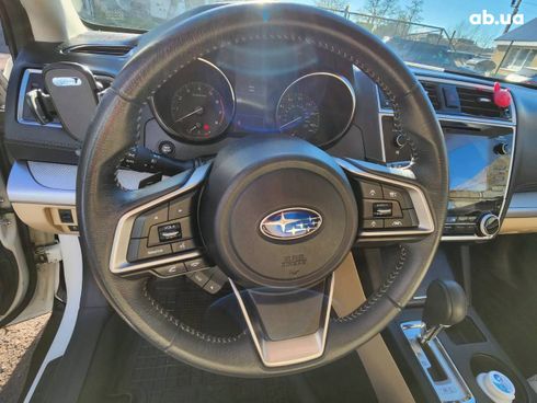 Subaru Outback 2019 белый - фото 5