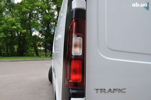 Renault Trafic 2021 - фото 25