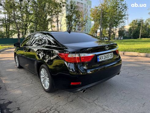 Lexus ES 2015 черный - фото 10