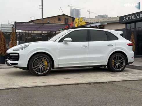 Porsche Cayenne 2018 - фото 9