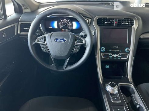 Ford Fusion 2019 - фото 17