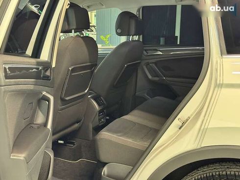 Volkswagen Tiguan 2017 - фото 23