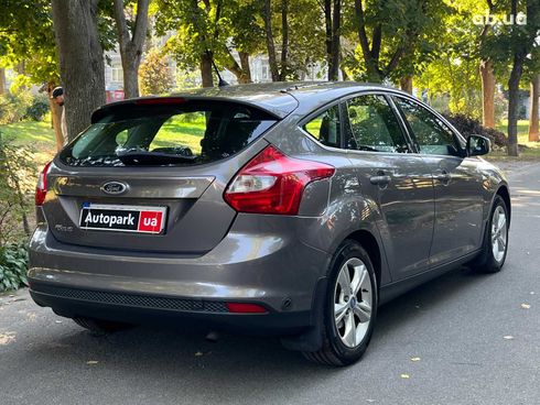 Ford Focus 2012 коричневый - фото 12