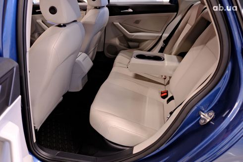 Volkswagen Jetta 2020 синий - фото 8