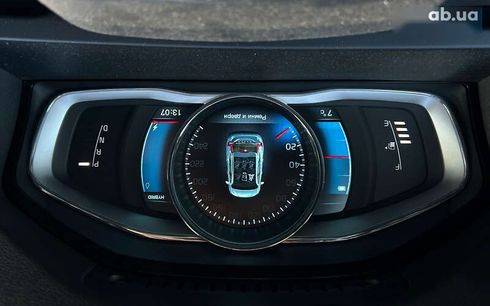 Volvo V60 2014 - фото 15
