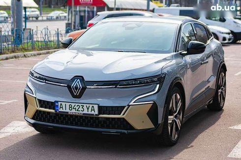Renault Megane 2022 - фото 3