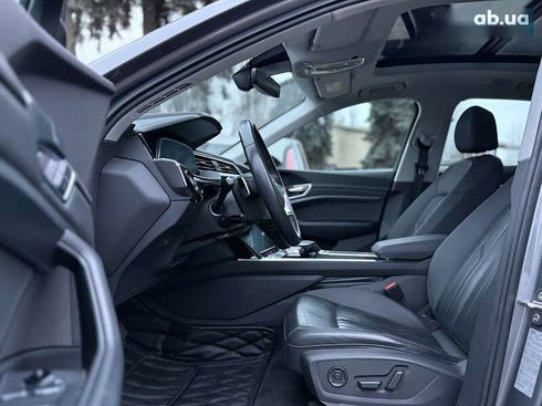 Audi E-Tron 2020 - фото 2