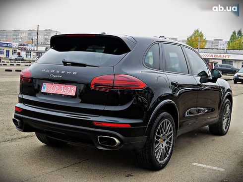 Porsche Cayenne 2017 - фото 3