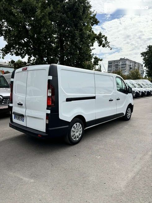 Renault Trafic 2019 - фото 8