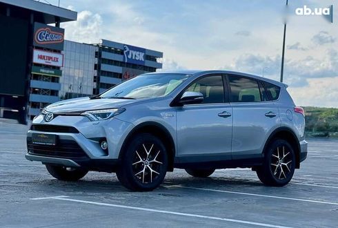 Toyota RAV4 2016 - фото 12