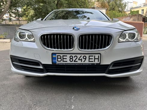 BMW 5 серия 2013 белый - фото 9