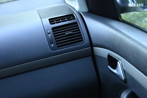 Volkswagen Touran 2009 - фото 27