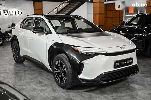 Toyota bZ 2023 - фото 5