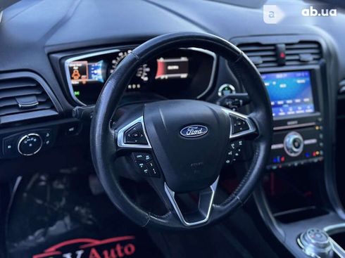 Ford Fusion 2020 - фото 25