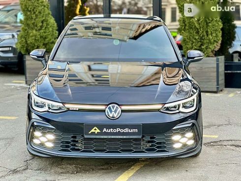 Volkswagen Golf GTI 2021 - фото 23