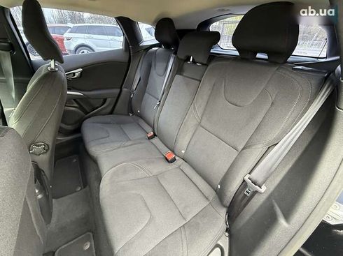 Volvo V40 Cross Country 2014 - фото 28