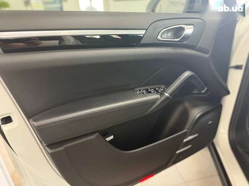 Porsche Cayenne 2015 - фото 17