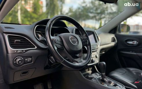 Jeep Cherokee 2019 - фото 18