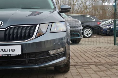 Skoda Octavia 2020 - фото 10