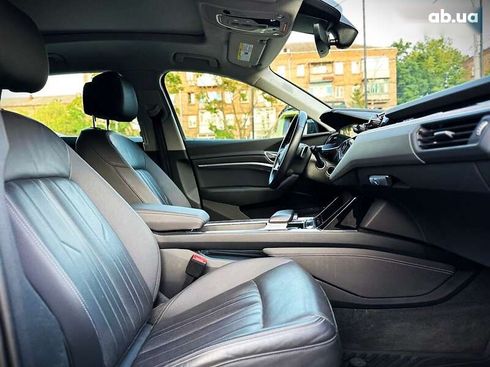 Audi E-Tron 2019 - фото 23