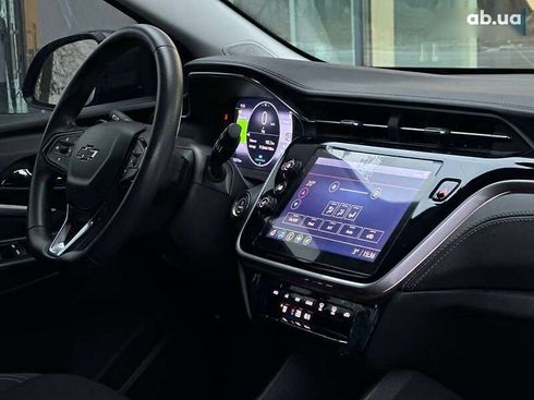 Chevrolet Bolt 2021 - фото 14