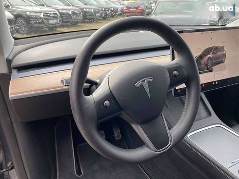 Tesla Model Y 2023 - фото 13