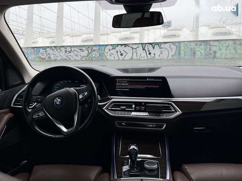 BMW X5 2018 - фото 24