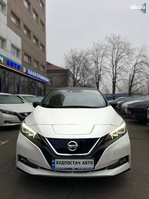 Nissan Leaf 2019 - фото 3