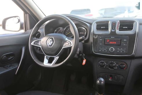 Renault Logan 2020 - фото 14