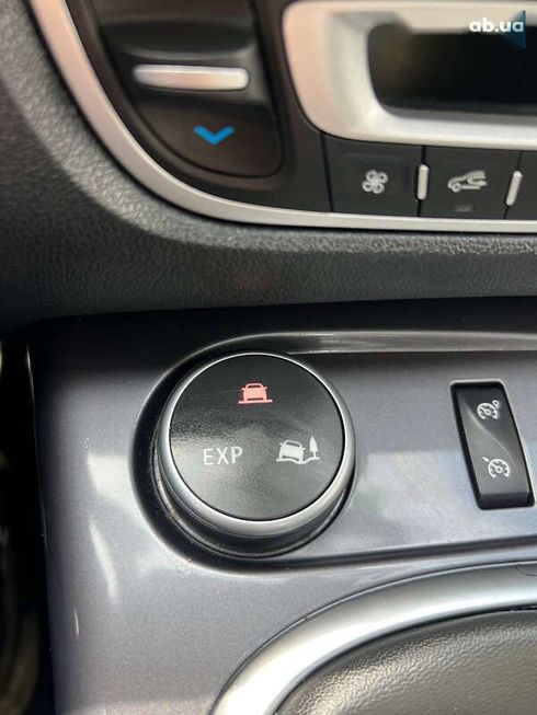 Renault Scenic 2014 - фото 26