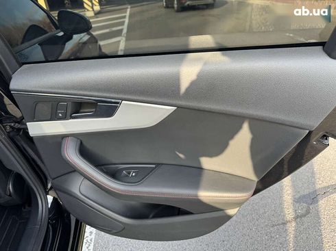 Audi A4 2020 - фото 16