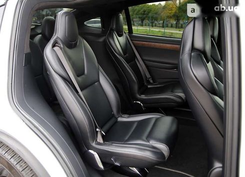 Tesla Model X 2019 - фото 14